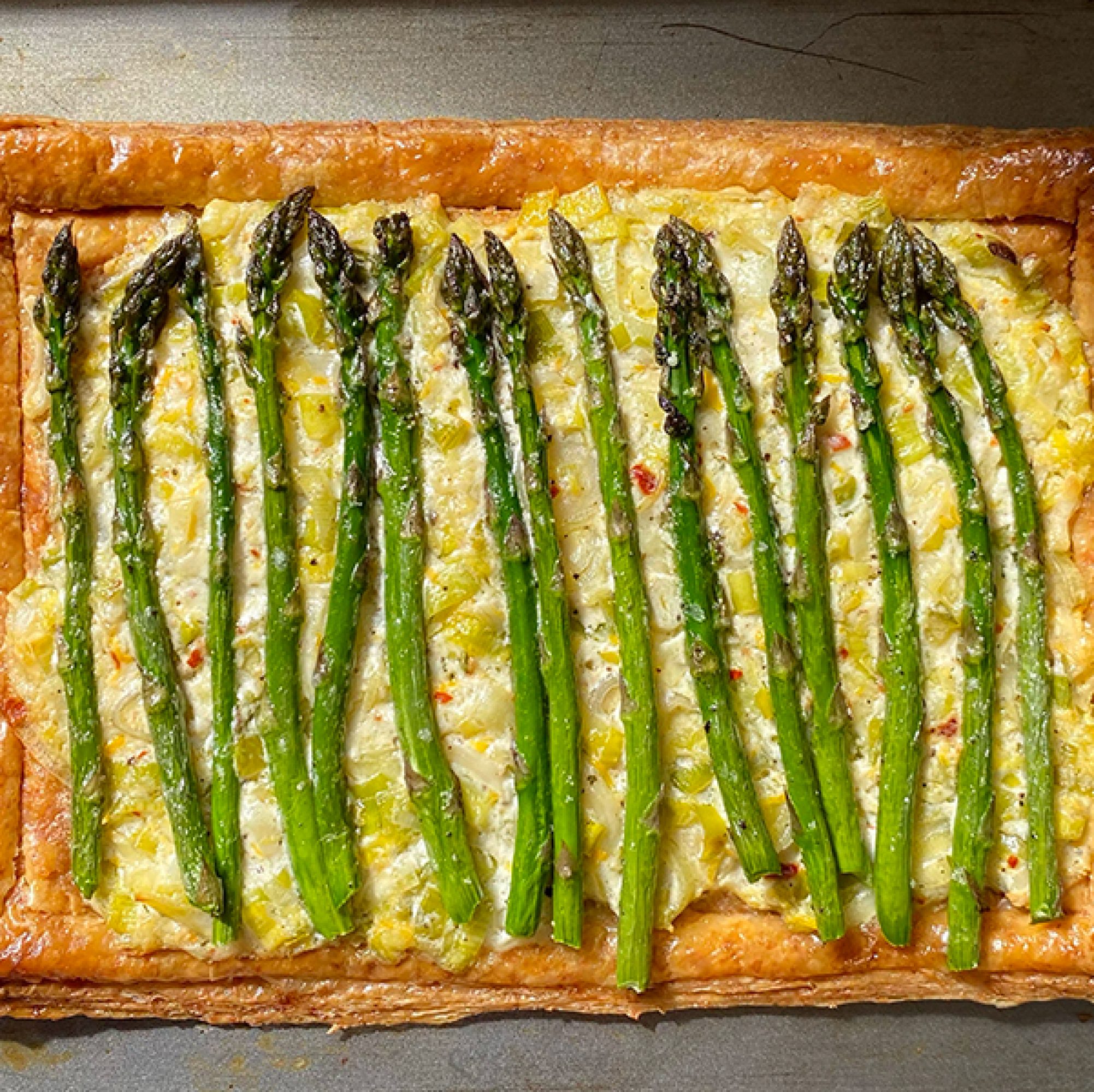 Asparagus and leek Tart