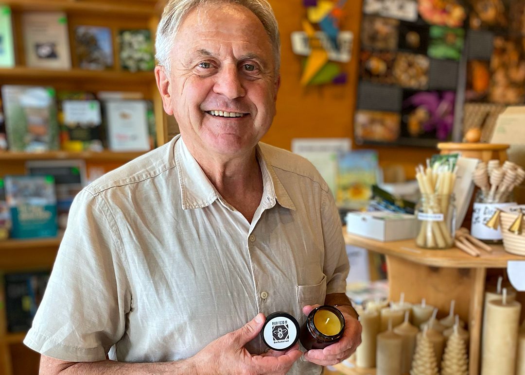 Bee Sustained Robert Redpath