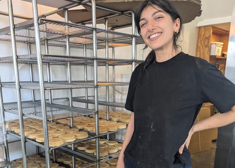 Holy_Crumpets-Tegan-Fonti